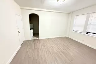 839 W Sheridan Rd, Chicago, IL 60613 - Photo 7