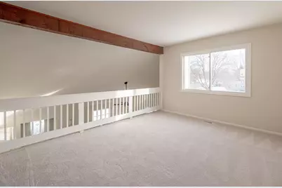 715 Concord Drive, Crystal Lake, IL 60014 - Photo 9