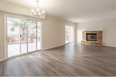 715 Concord Drive, Crystal Lake, IL 60014 - Photo 7