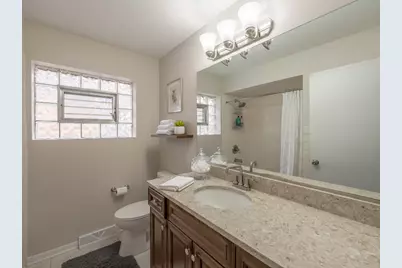 813 Westchester Boulevard, Westchester, IL 60154 - Photo 9