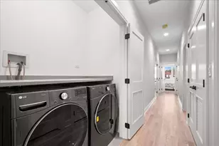 2435 N Clybourn Ave, Chicago, IL 60614 - Photo 17