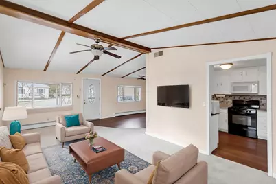 1053 Lakeview Road, Elgin, IL 60123 - Photo 5