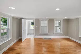 345 Main St, Batavia, IL 60510 - Photo 7