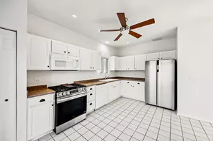 13211 S Carlisle Ln, Plainfield, IL 60544 - Photo 9