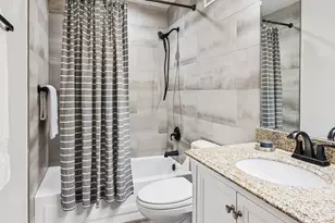 515 N Noble St, Chicago, IL 60642 - Photo 19