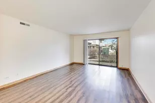 3000 Bayside Dr, Palatine, IL 60074 - Photo 7