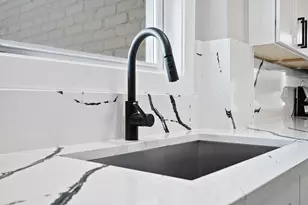 9427 S Charles St, Chicago, IL 60643 - Photo 11