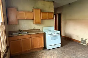 12219 S Emerald Ave, Chicago, IL 60628 - Photo 5