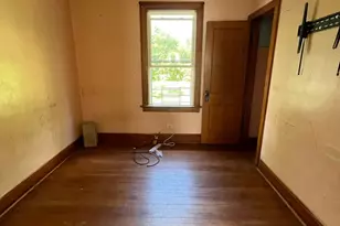 12219 S Emerald Ave, Chicago, IL 60628 - Photo 3