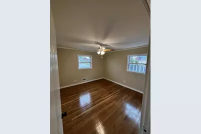 7722 W 81st Place, Bridgeview, IL 60455 - Photo 5