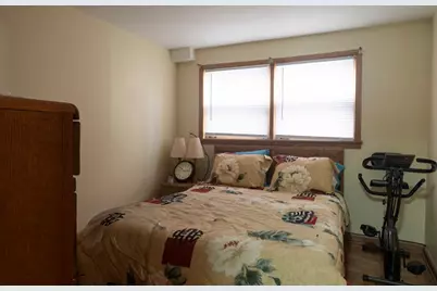 452 Yates Avenue, Calumet City, IL 60409 - Photo 5