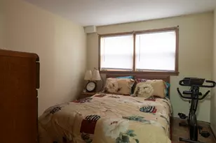 452 Yates Ave, Calumet City, IL 60409 - Photo 5