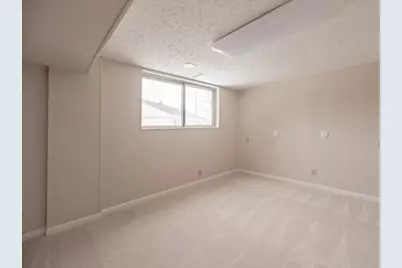 1200 Nippert Drive, Streamwood, IL 60107 - Photo 9