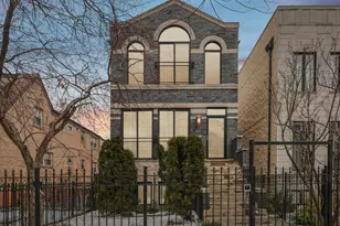 3137 N Spaulding Ave, Chicago, IL 60618 - Photo 1