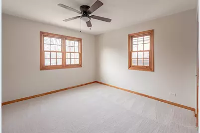 5635 N Kostner Avenue, Chicago, IL 60646 - Photo 11