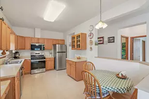 3306 Stakes Ln, Grayslake, IL 60030 - Photo 15