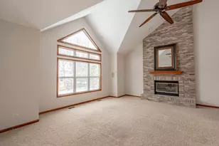 21 W Sandstone Ct, South Elgin, IL 60177 - Photo 9