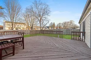 1551 Glacier Pkwy, Algonquin, IL 60102 - Photo 33