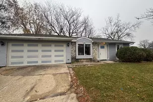 906 Natoma Ct, Joliet, IL 60431 - Photo 1
