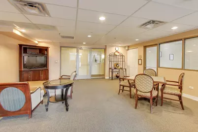 2335 W Belle Plaine Avenue #306, Chicago, IL 60618 - Photo 15