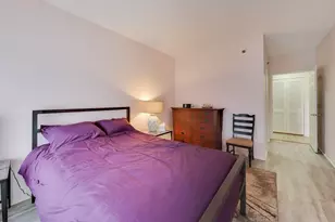 2335 W Belle Plaine Ave, Chicago, IL 60618 - Photo 9