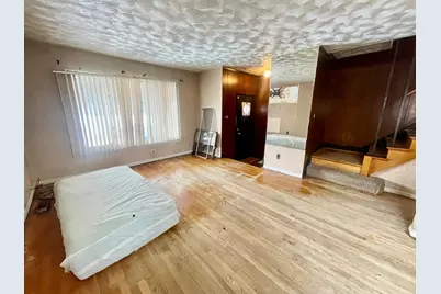 9527 S Parnell Avenue, Chicago, IL 60628 - Photo 3