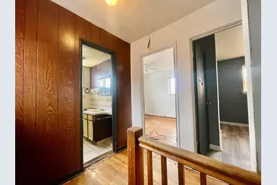 9527 S Parnell Avenue, Chicago, IL 60628 - Photo 19