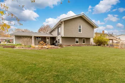 309 Plymouth Lane NW, Bloomingdale, IL 60108 - Photo 17