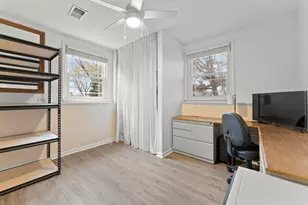 309 Plymouth Ln NW, Bloomingdale, IL 60108 - Photo 11