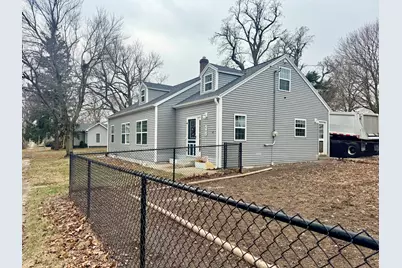 402 N Center Street, Colfax, IL 61728 - Photo 3