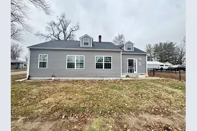 402 N Center Street, Colfax, IL 61728 - Photo 1