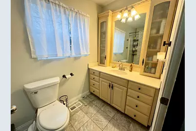 402 N Center Street, Colfax, IL 61728 - Photo 11