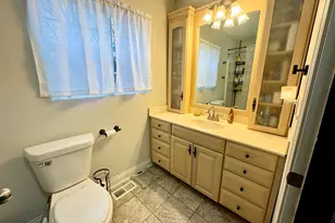 402 N Center St, Colfax, IL 61728 - Photo 11