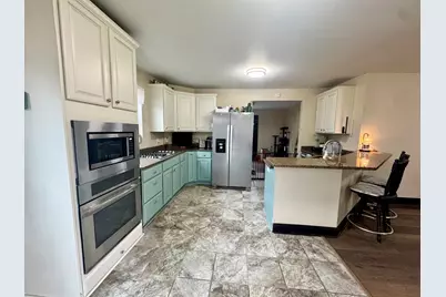 402 N Center Street, Colfax, IL 61728 - Photo 5