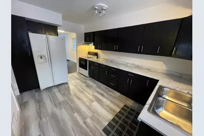 371 N Center Avenue, Bradley, IL 60915 - Photo 3