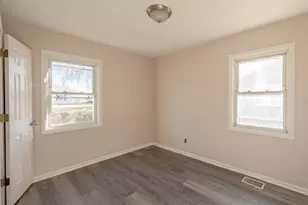 1621 Innercircle Dr, Crest Hill, IL 60403 - Photo 5