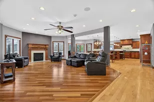 11024 Marilyn Terrace, Orland Park, IL 60467 - Photo 9