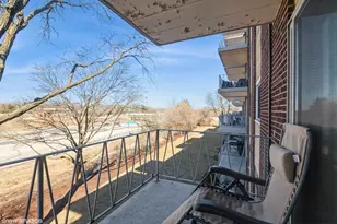 2900 Maple Ave, Downers Grove, IL 60515 - Photo 13