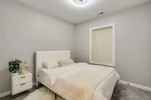 4634 S Langley Ave, Chicago, IL 60653 - Photo 7