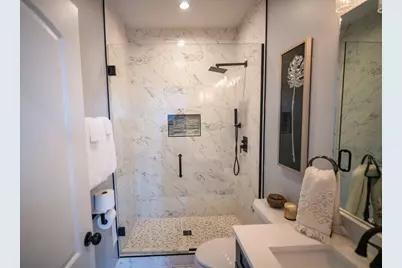 4634 S Langley Avenue, Chicago, IL 60653 - Photo 15