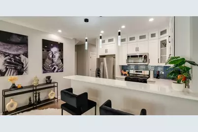 4634 S Langley Avenue, Chicago, IL 60653 - Photo 9