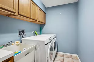 6400 W Berteau Ave, Chicago, IL 60634 - Photo 19