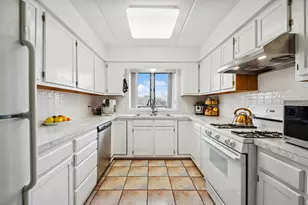 6400 W Berteau Ave, Chicago, IL 60634 - Photo 11