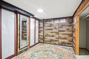 719 N Elmhurst Ave, Mount Prospect, IL 60056 - Photo 31