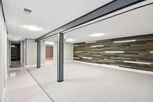 719 N Elmhurst Ave, Mount Prospect, IL 60056 - Photo 27