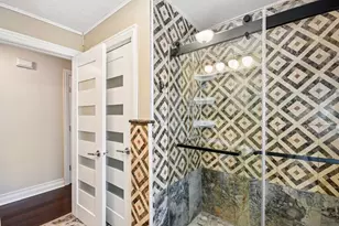 719 N Elmhurst Ave, Mount Prospect, IL 60056 - Photo 21