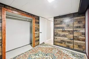 719 N Elmhurst Ave, Mount Prospect, IL 60056 - Photo 33