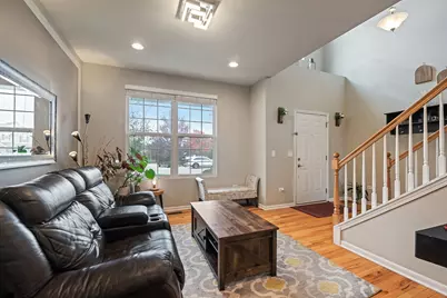 4319 Silver Bell Court, Naperville, IL 60564 - Photo 3