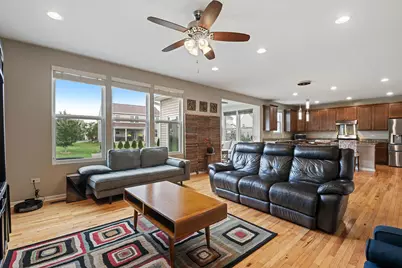 4319 Silver Bell Court, Naperville, IL 60564 - Photo 5