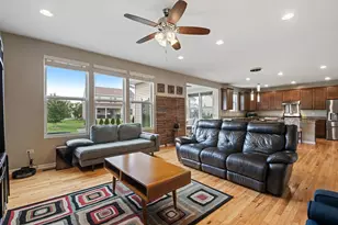 4319 Silver Bell Ct, Naperville, IL 60564 - Photo 5